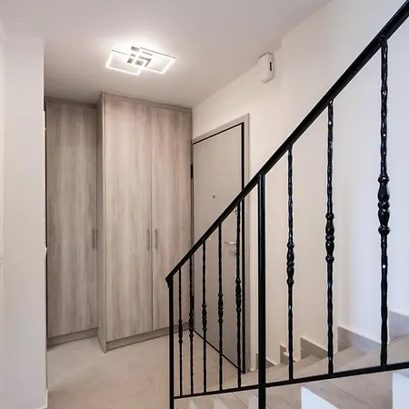 Carmen Sea View Maisonette - Walk To Nidri - Scorpios View Apartment